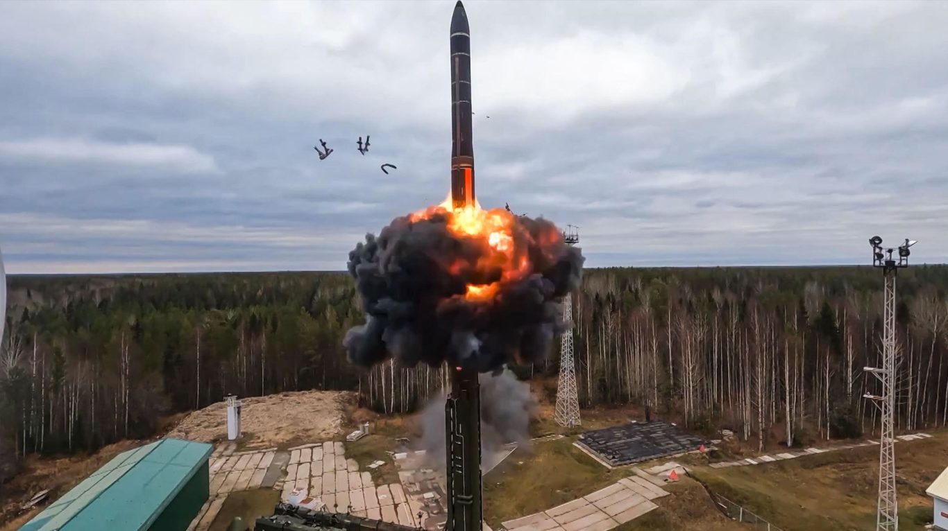 5580 Russias Nuclear Warheads Is Within The Operational Range Of Ukrainian Drones And Missiles